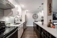 208 1441 BLACKWOOD STREET - thumbnail 10