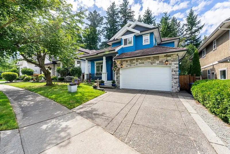 3765 154 STREET - photo 1 of 40