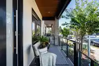 16636 18B AVENUE - thumbnail 2