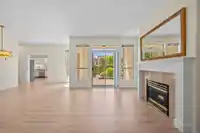 105 1221 JOHNSTON ROAD - thumbnail 16