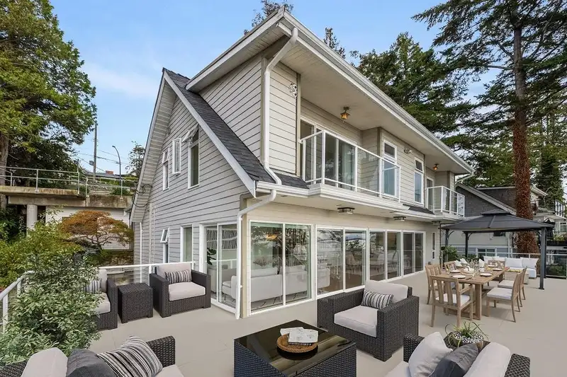 14420 MARINE DRIVE - photo 4 of 40