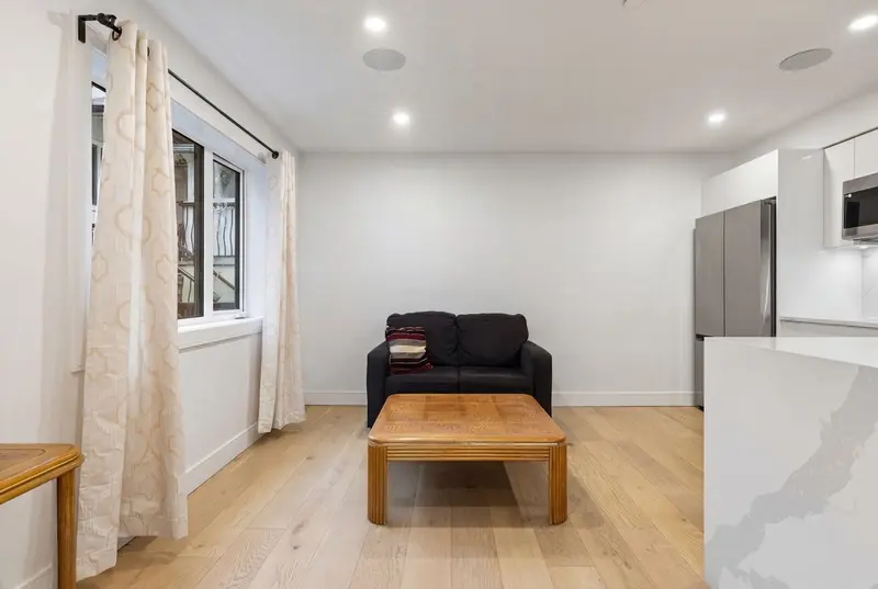 2885 E GEORGIA STREET - photo 2 of 14