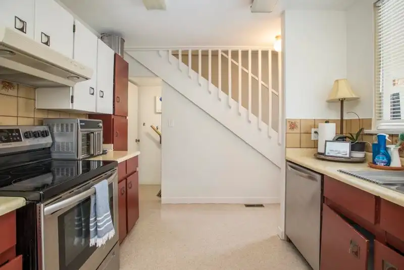 3038 O'HARA LANE - photo 4 of 22