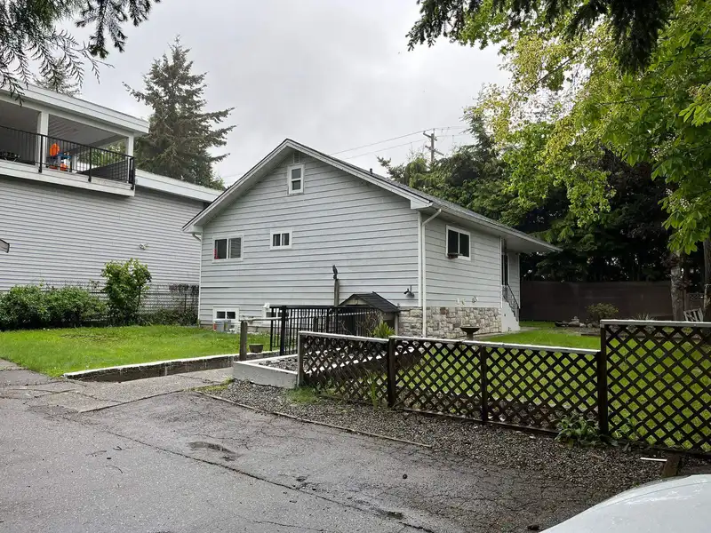 1593 STEVENS STREET - photo 2 of 8