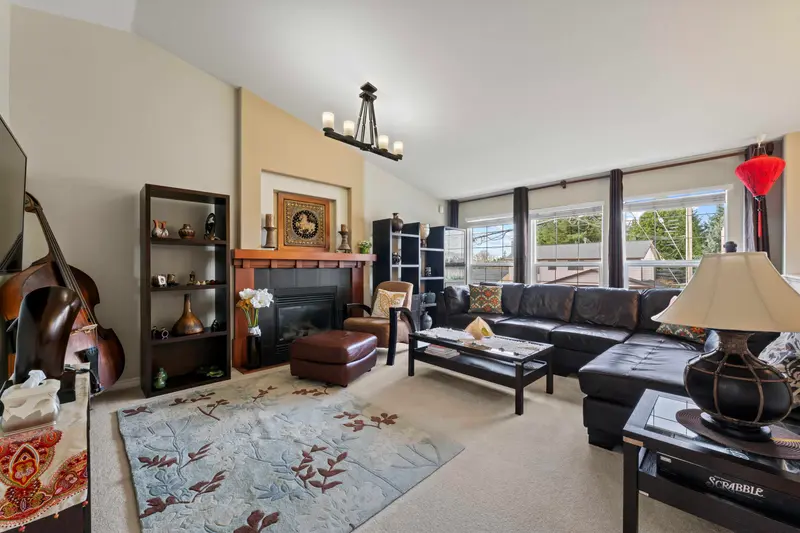 11982 230 STREET - photo 2 of 25