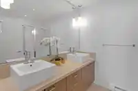 56 2450 161A STREET - thumbnail 17