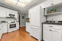 1694 143B STREET - thumbnail 11