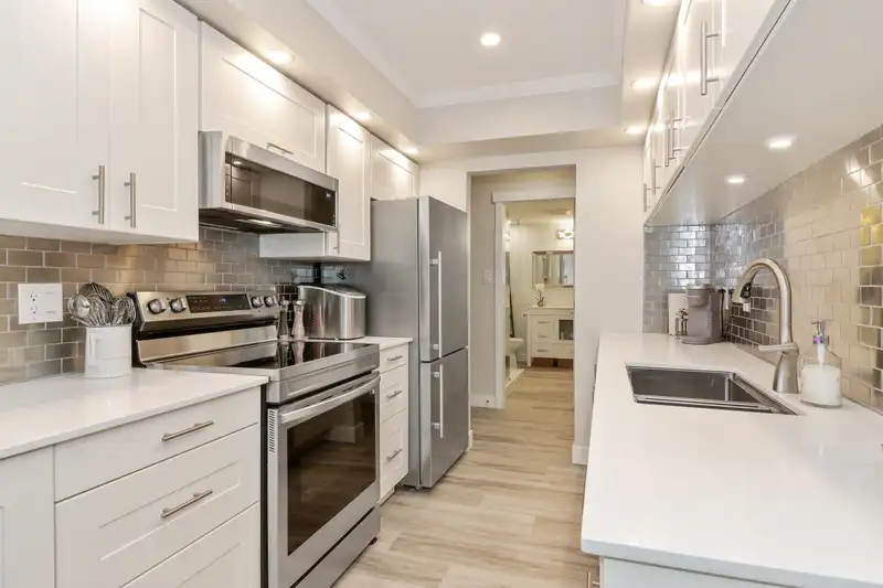 102 1351 MARTIN STREET - photo 1 of 26