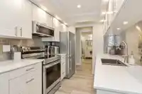 102 1351 MARTIN STREET - thumbnail 7