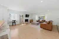 16162 8A AVENUE - thumbnail 2