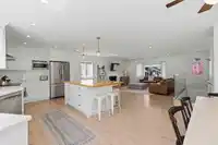 16162 8A AVENUE - thumbnail 8