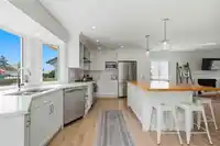 16162 8A AVENUE - thumbnail 9