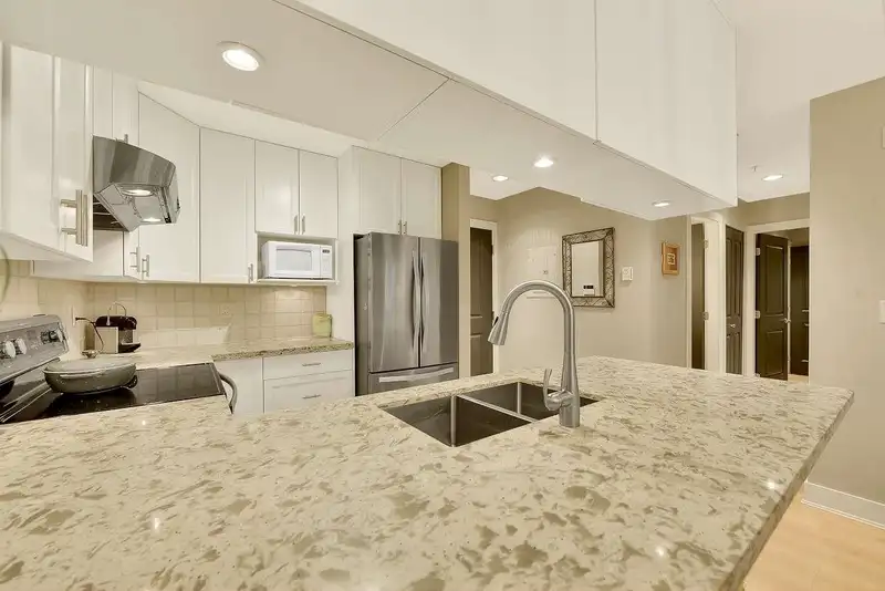 108 15350 16A AVENUE - photo 4 of 39