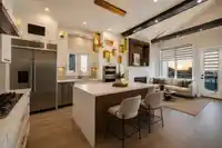 16548 22 AVENUE - thumbnail 2