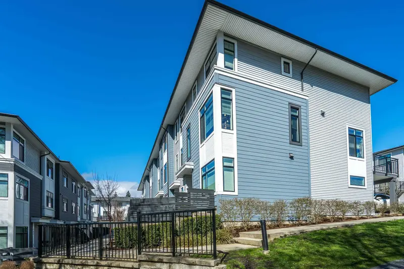 130 15235 SITKA DRIVE - photo 4 of 25