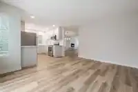 1 14251 18A AVENUE - thumbnail 11