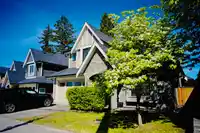 2688 164 STREET - thumbnail 1