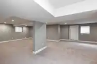 2688 164 STREET - thumbnail 24