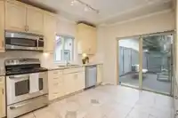 7 3387 KING GEORGE BOULEVARD - thumbnail 13