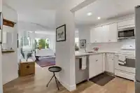 207 13959 16 AVENUE - thumbnail 1