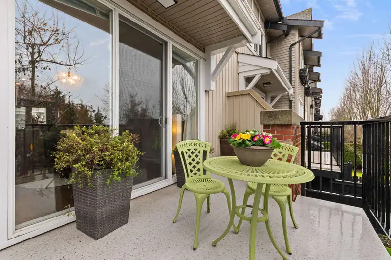 173 2450 161A AVENUE - photo 4 of 40