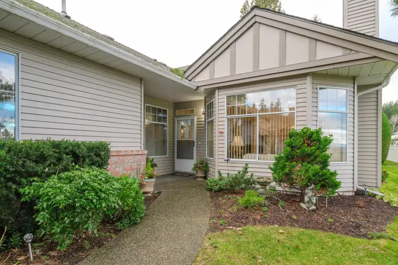 60 2533 152 STREET - photo 1 of 30