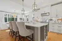 2422 125 STREET - thumbnail 5