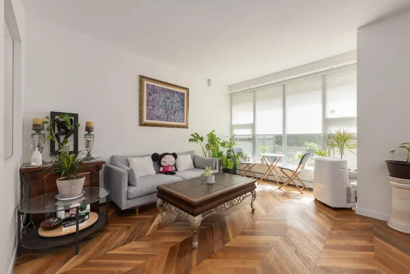 253 108 W 1ST AVENUE - photo 3 of 25