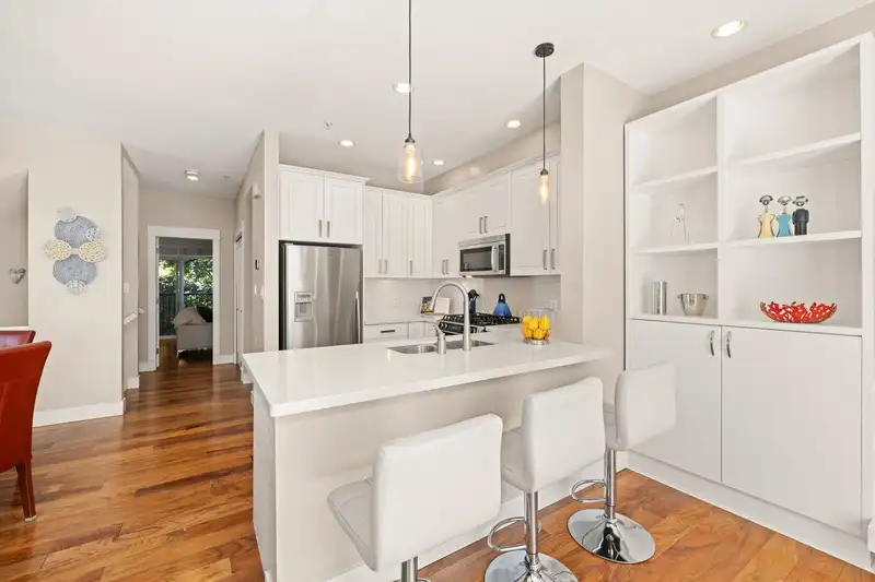 41 2689 PARKWAY DRIVE - photo 2 of 40
