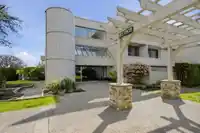 211 15282 19TH AVENUE - thumbnail 1
