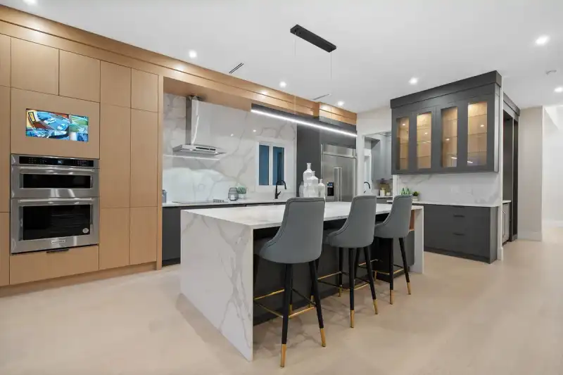 1272 160 STREET - photo 2 of 40