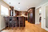 1142 161A STREET - thumbnail 2
