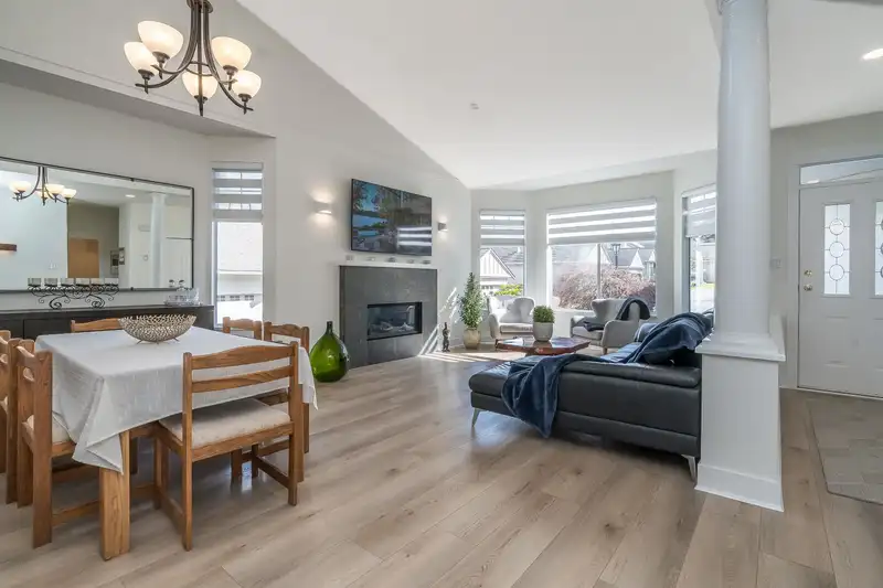 98 2533 152 STREET - photo 4 of 25