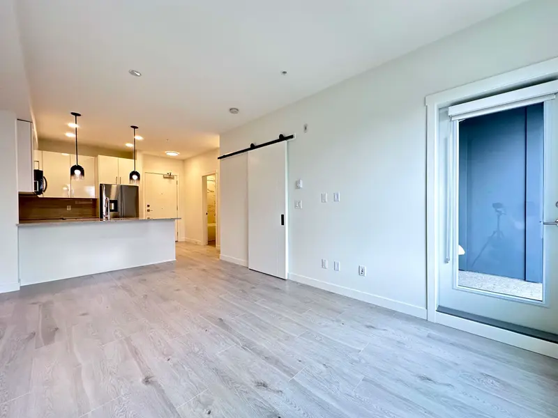 408 5504 BRYDON CRESCENT - photo 3 of 14