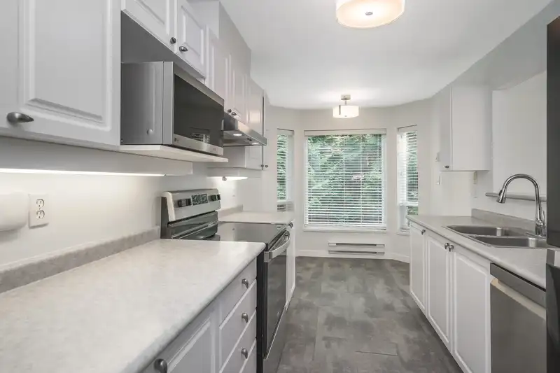 203 2855 152 STREET - photo 4 of 31