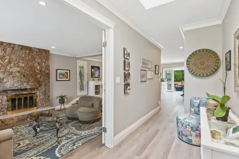 1234 160A STREET - photo 4 of 33