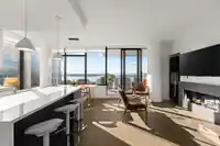 2104 1588 JOHNSTON ROAD - thumbnail 13