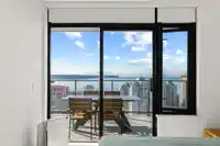 2104 1588 JOHNSTON ROAD - thumbnail 18