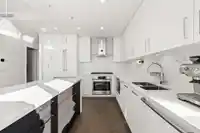 2104 1588 JOHNSTON ROAD - thumbnail 8