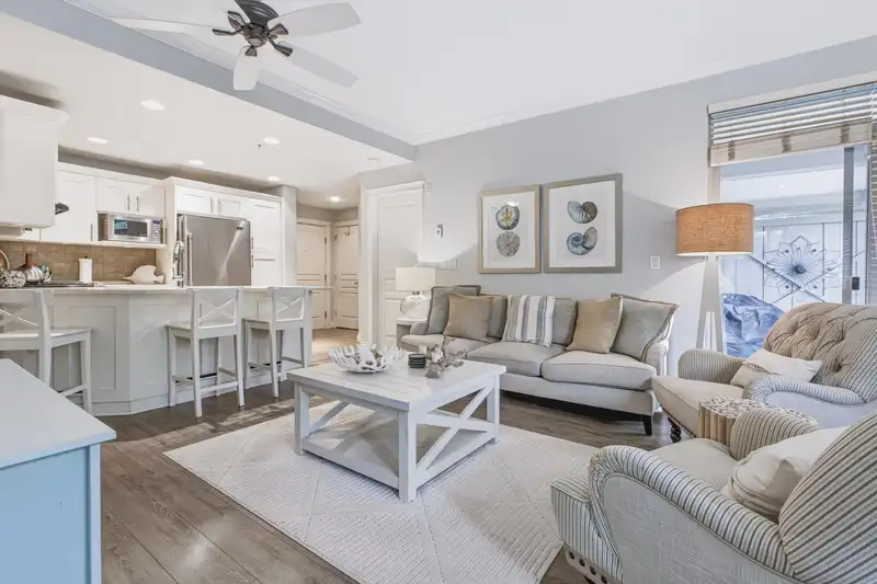 110 15357 17A AVENUE - photo 3 of 29