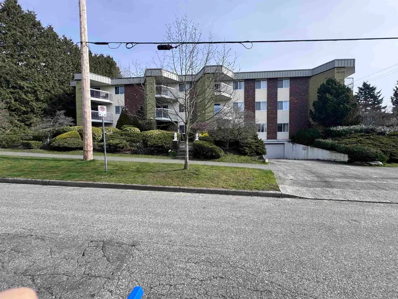 103 327 NINTH STREET - photo 4 of 5