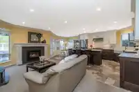 14999 21B AVENUE - thumbnail 3