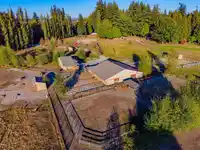 18738 20 AVENUE - thumbnail 5