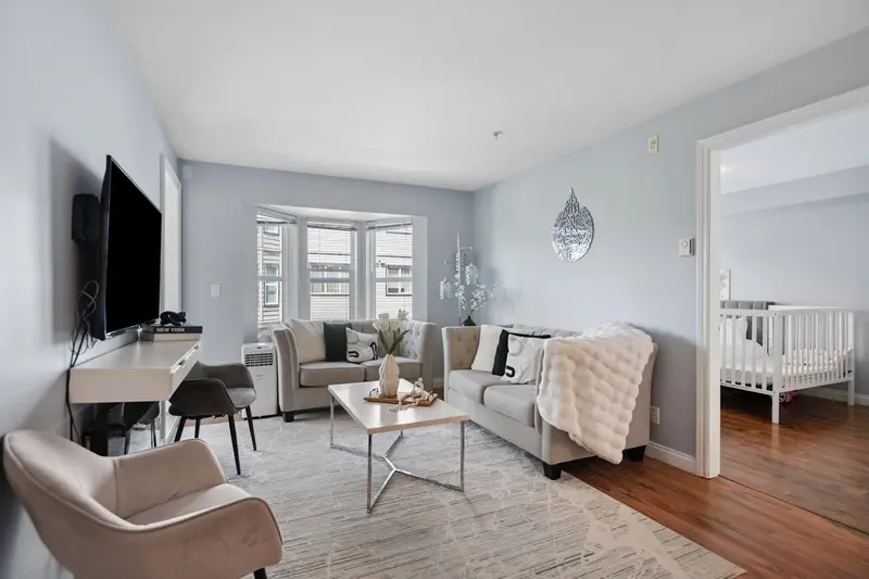 211 5454 198 STREET - photo 3 of 25