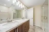 515 14588 MCDOUGALL DRIVE - thumbnail 9