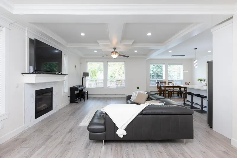 7850 211B STREET - photo 3 of 25