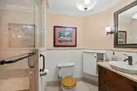 504 15015 VICTORIA AVENUE - thumbnail 25