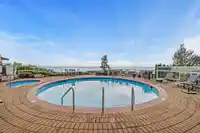 504 15015 VICTORIA AVENUE - thumbnail 29