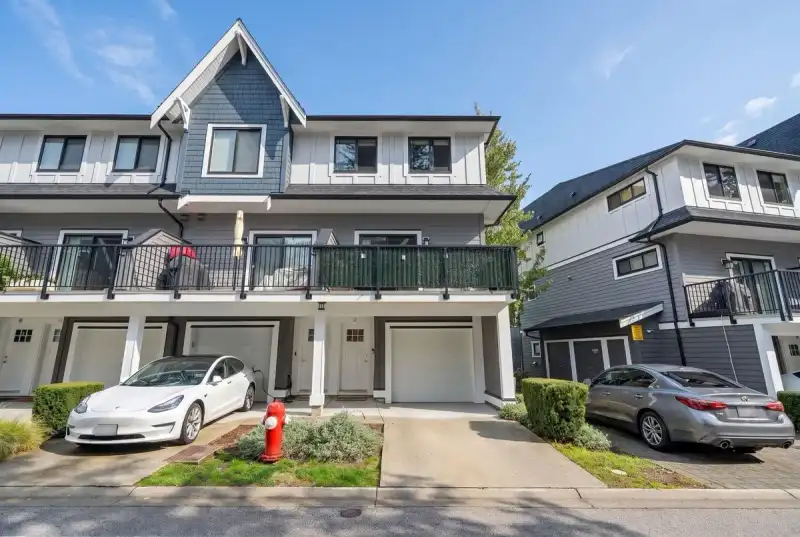 40 2888 156 STREET - photo 2 of 25