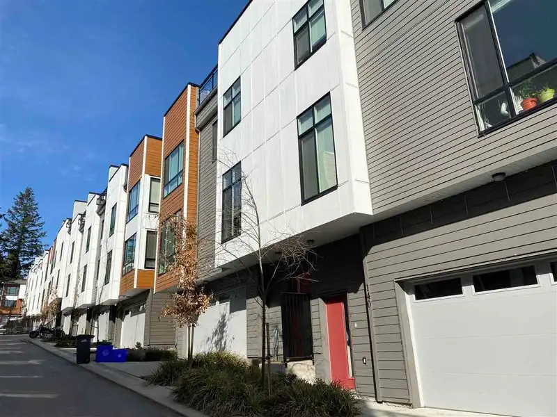 140 16433 19 AVENUE - photo 1 of 12